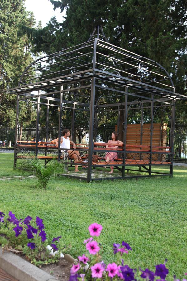 Resort Rayda Gagra Bagian luar foto